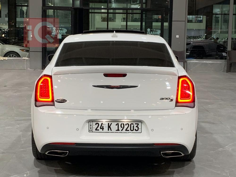 Chrysler 300